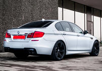 BMW řada 5 F10/F11 2010–2016 Bodykit sada s blatníky V1 (M5 Power) fotografie 5