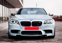 BMW řada 5 F10/F11 2010–2016 Bodykit sada s blatníky V1 (M5 Power) fotografie 6