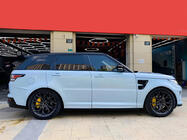 Range Rover Sport 2014–2022 Kompletní sada bodykitu pro 2014-2018 (SVR) fotografie 7