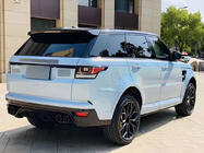 Range Rover Sport 2014–2022 Kompletní sada bodykitu pro 2014-2018 (SVR) fotografie 4