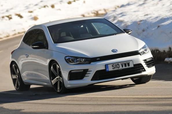 Recenze třídveřového hatchbacku Volkswagen Scirocco
