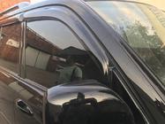 Toyota Land Cruiser 100 1998–2007 Ofuky oken (4 ks, Niken) fotografie 3