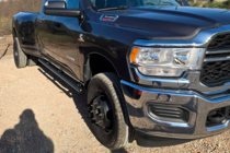 Dodge RAM (DT) 2018– Standardní boční trubky (2 ks, nerez) fotografie 2