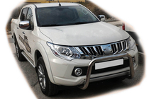 Mitsubishi L200 2015–2024 Přední ochranný rám WT005 (nerez) fotografie 1