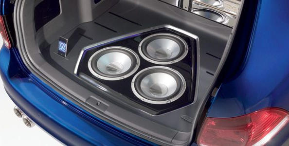Montáž automobilových audio systémů