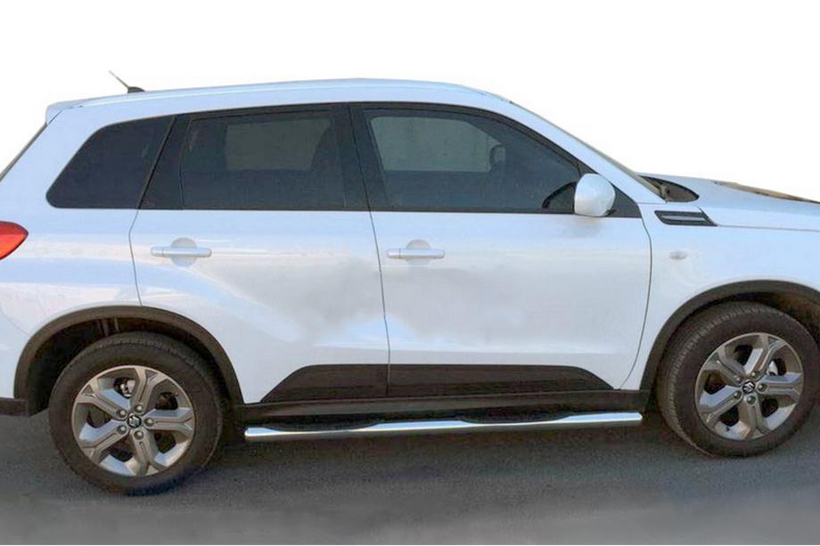Suzuki Vitara 2015– Boční nerezové trubky (2 ks) Image