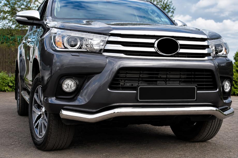 Toyota Hilux 2015– Přední ochranný rám ST007 (nerez) Image