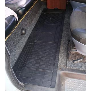 Zadní gumové koberečky do interiéru (2 ks, Polytep) Renault Trafic 2001–2015 fotografie 2