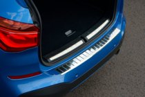 BMW X1 F48 2015–2022 Nerezová lišta na zadní nárazník OmsaLine fotografie 1