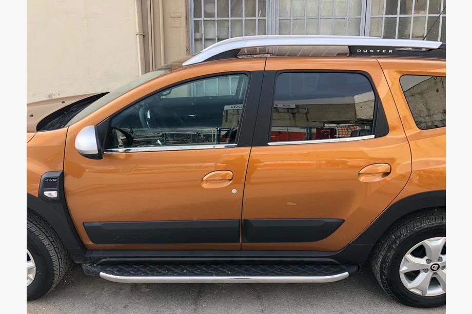 Dacia Duster 2018–2024 Spodní lišty oken (4 ks, nerez) Fotografie 3