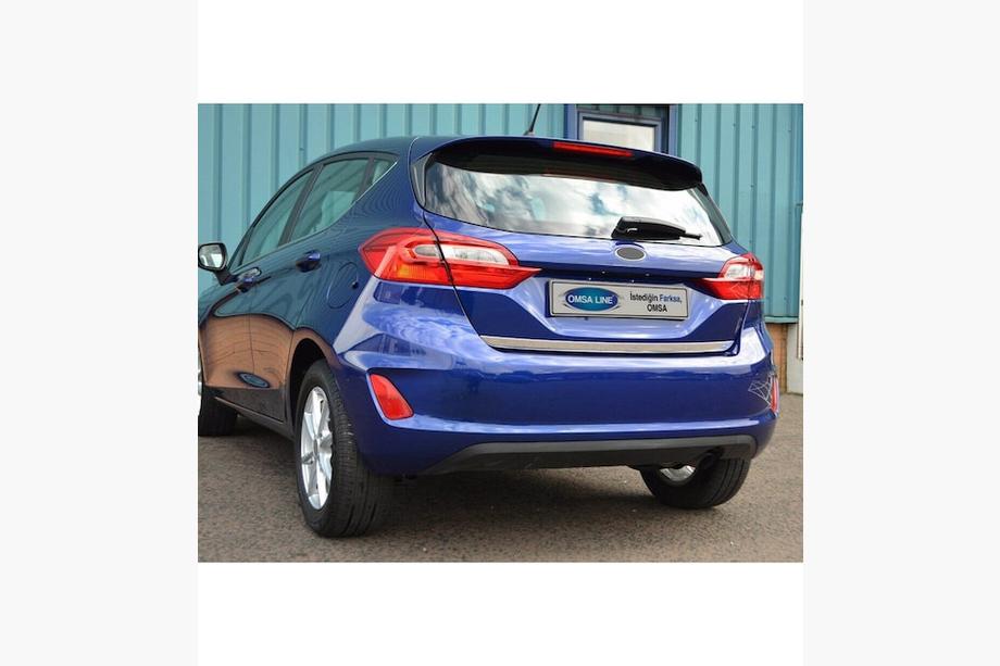 Ford Fiesta 2017– Nerezová lišta hrany víka kufru Carmos - turecká ocel Image