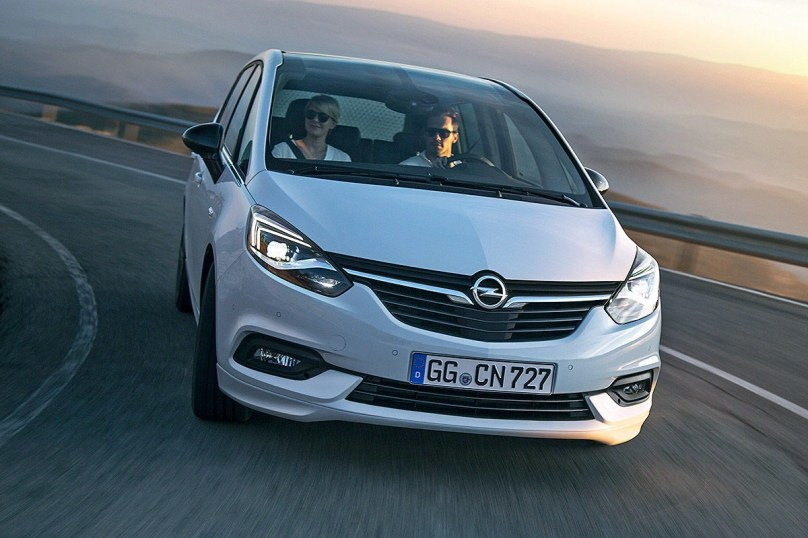 Modernizovaný kompaktní van Opel Zafira