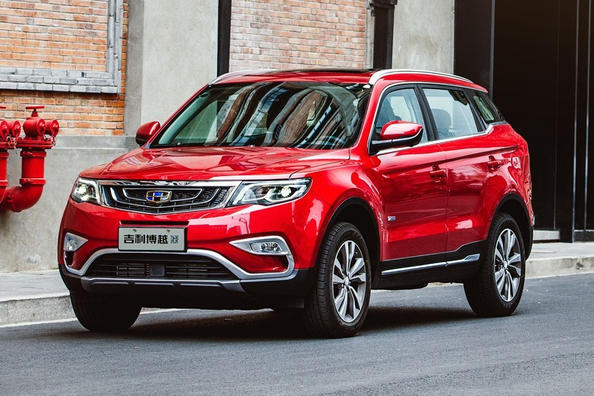 Recenze crossoveru Geely Atlas