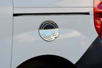 Fiat Doblo II 2010–2022 Nerezový kryt dvířek palivové nádrže OmsaLine fotografie 1