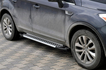 Ford Kuga 2008–2013 Boční nášlapy Allmond Grey (2 ks, hliník) fotografie 1