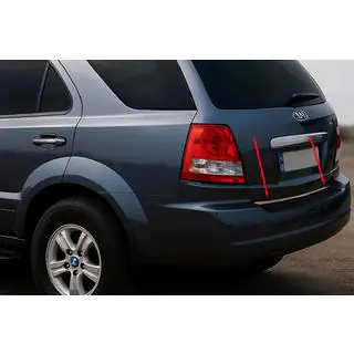 Nerezová lišta na hranu víka kufru Kia Sorento I BL 2002–2009 fotografie 1