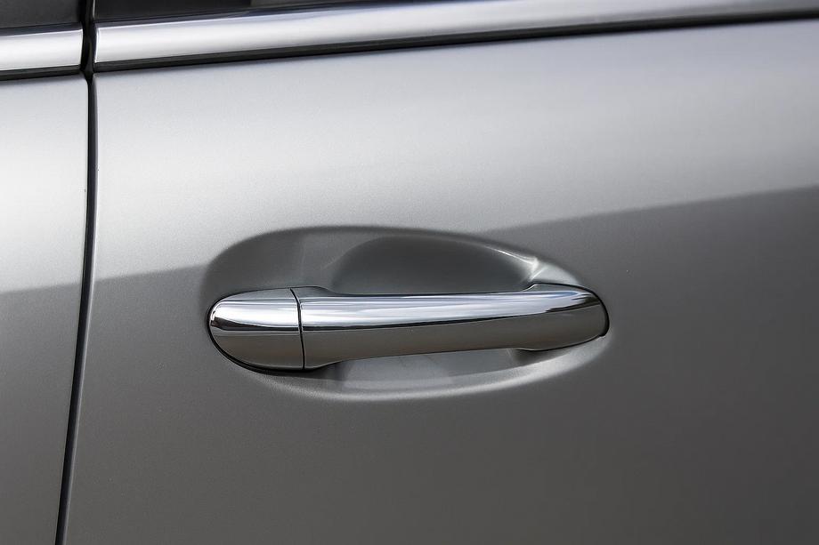 Mercedes ML W164 2005–2011 Chromové kryty klik dveří (4 ks, nerez) Fotografie 4