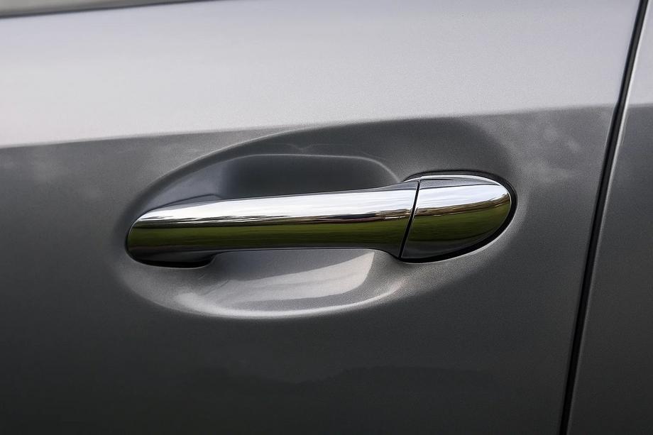 Mercedes ML W164 2005–2011 Chromové kryty klik dveří (4 ks, nerez) Fotografie 1