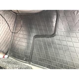Gumové autokoberce do interiéru (3 ks, Stingray) fotografie 4