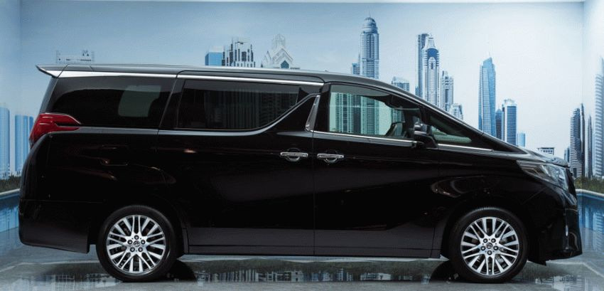 Luxusní minivan Toyota Alphard třetí generace