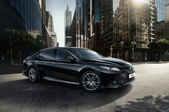 Druhá recenze Toyota Camry pro modelový rok 2018