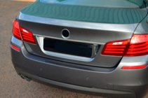 BMW řada 5 F10/F11 2010–2016 Lišta nad SPZ SD (nerez) fotografie 4