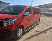 Nissan NV300/Primastar 2016– Boční nášlapy – nerezové trubky (2 ks) fotografie 4