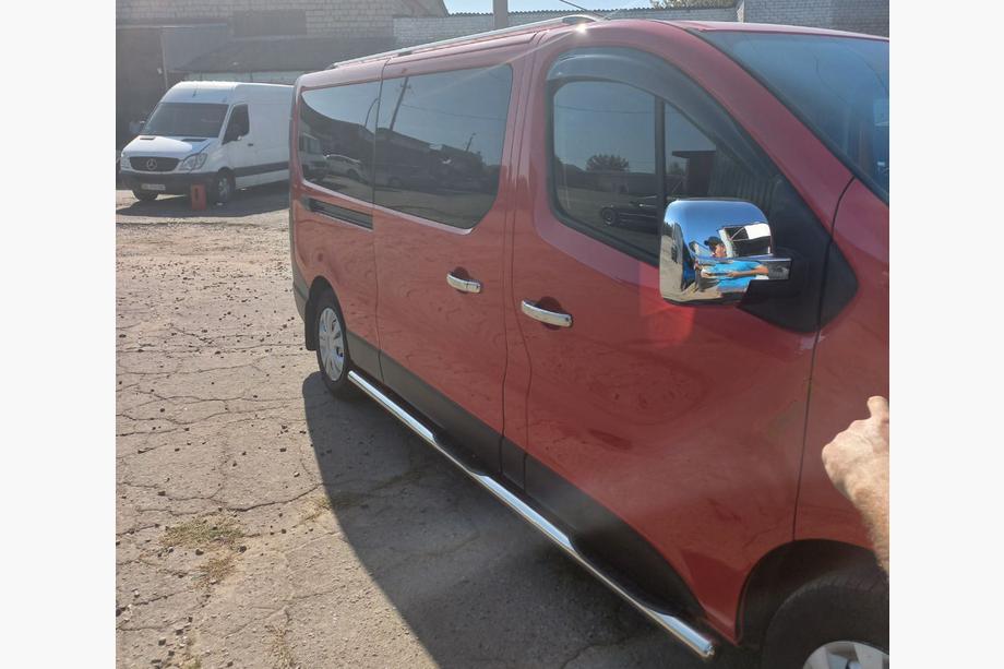 Nissan NV300/Primastar 2016– Boční nášlapy – nerezové trubky (2 ks) 60 mm, krátký rozvor Fotografie 2