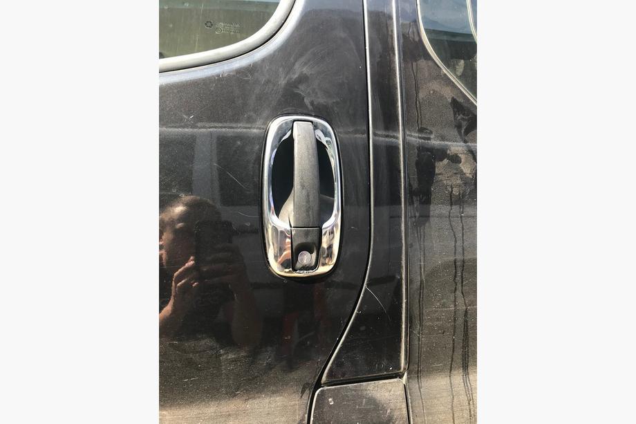 Opel Vivaro 2001–2015 Nerezové rámečky kolem klik dveří (4 ks) Fotografie 7
