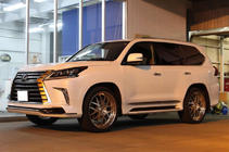 Lexus LX570/450d 2008–2022 Sada bodykitu (Modellista) fotografie 5