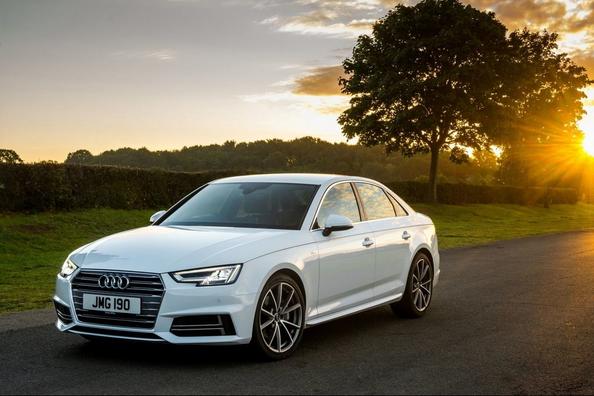 Pátá generace sedanu Audi A4