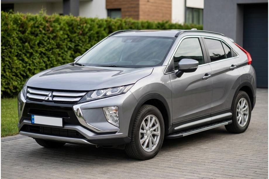Mitsubishi Eclipse Cross 2017– Boční nášlapy Duru (2 ks, hliník) Fotografie 1