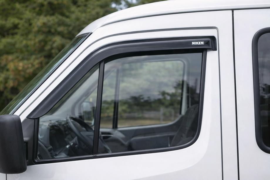 Mercedes Sprinter W901/902/903/904/905 1995–2006 Ofuky oken (2 ks, Niken) Image