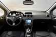Recenze levného sedanu Peugeot 408 fotografie 7