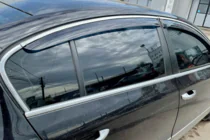 Volkswagen Passat B6 2006–2012 Ofukovače oken s chromovou lištou SD (4 ks, HIC) fotografie 2