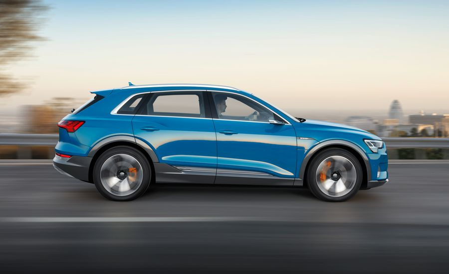 Elektrické Audi e-tron: nový crossover německé značky