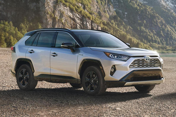 Crossover Toyota RAV4 páté generace