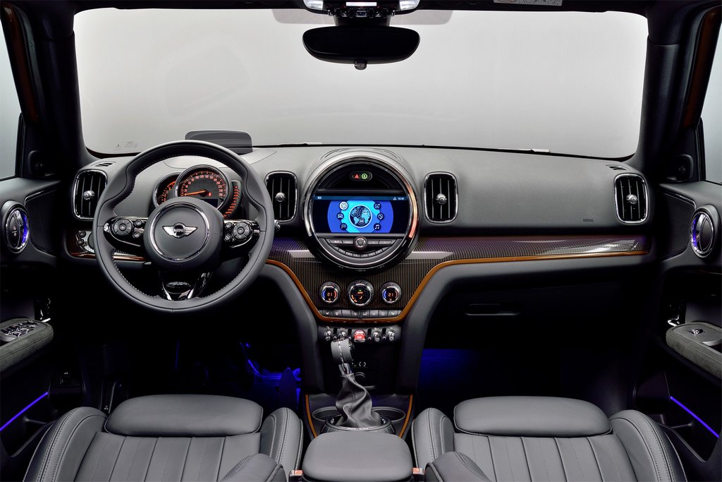 Recenze crossoveru MINI Countryman druhé generace