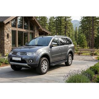 Boční nášlapy RedLine Black (2 ks, hliník) Mitsubishi Pajero Sport 2008–2015 fotografie 1