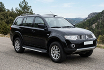 Mitsubishi Pajero Sport 2008–2015 Boční nášlapy Maya V1 (2 ks, hliník) fotografie 1