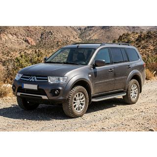Boční nášlapy Tayga (2 ks, hliník) Mitsubishi Pajero Sport 2008–2015 fotografie 1