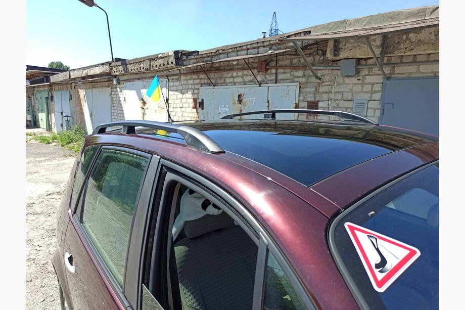 Renault Scenic/Grand 2003–2009 Černé střešní ližiny (2 ks) Prodloužená verze (Grande) Image