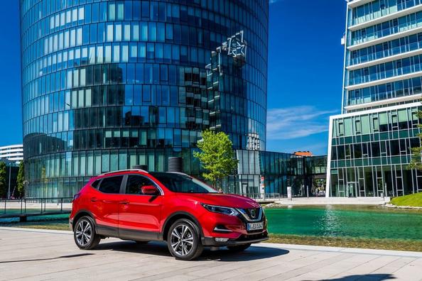 Recenze modernizovaného crossoveru Nissan Qashqai 2. generace Fotografie 1