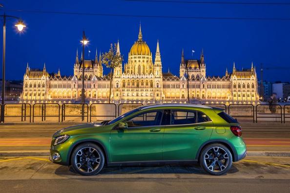 Kompaktní crossover Mercedes-Benz GLA-Class