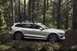 Druhá generace terénního kombi Volvo V60 Cross Country fotografie 1