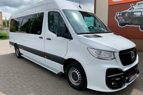 Mercedes Sprinter W907/W910 2018– Boční nášlapy Maya V2 (2 ks, hliník) fotografie 3