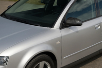 Audi A4 B6 2000–2004 Kryty zrcátek (2 ks, karbon) fotografie 1