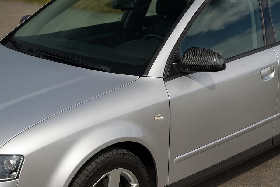Audi A4 B6 2000–2004 Kryty zrcátek (2 ks, karbon) Image