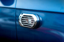 Audi A3 2003–2012 Mřížka na boční směrový opakovač, ovál (2 ks, ABS) fotografie 2