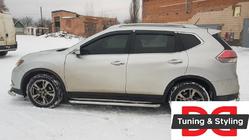 Nissan X-trail T32/Rogue 2014–2021 Boční nášlapy Premium (2 ks, nerez) Ø60 mm fotografie 1